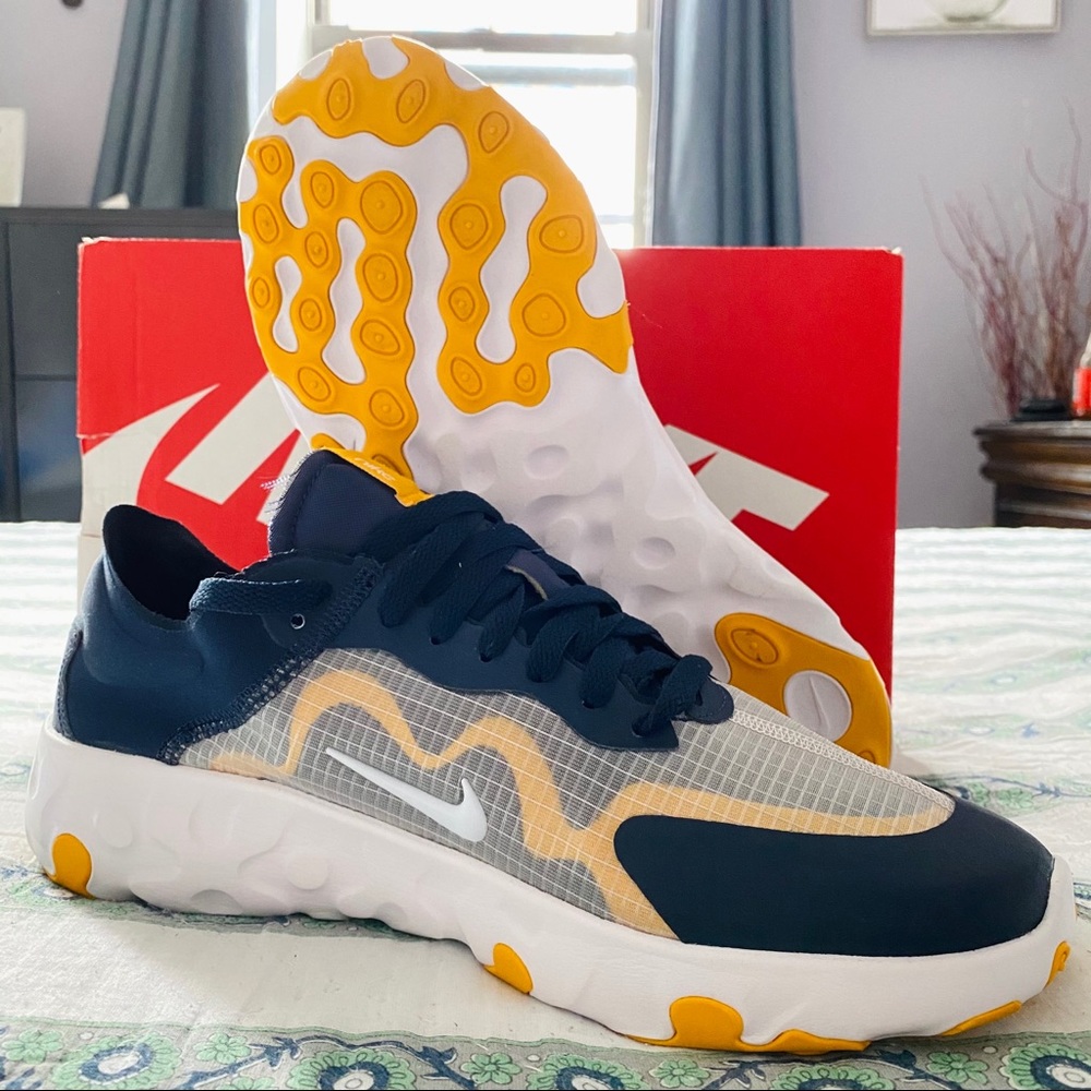 Nike Renew Explore Lucent - (Navy / Gold) // 9.5